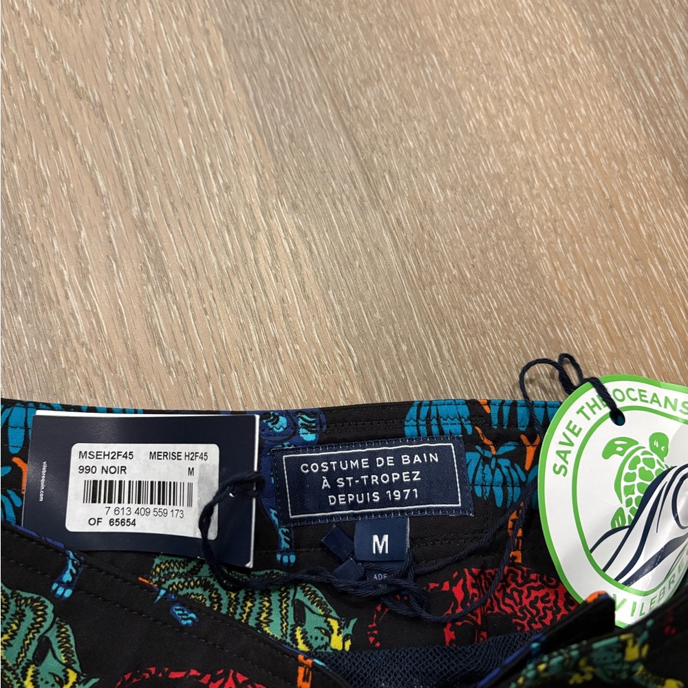 *NWT* VILEBREQUIN Black Tiger Leap Moonrise Swim Trunks - Picture 3 of 3